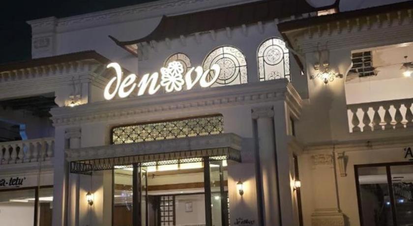 Club Denovo Hotell Butwal Exteriör bild